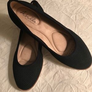 Abella flats